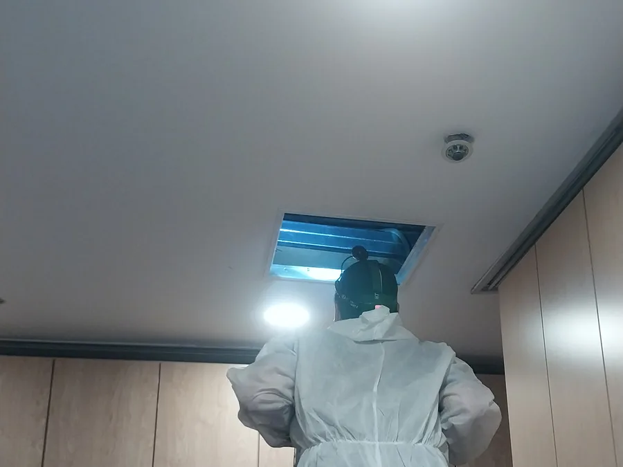 경기 남부 천장 점검구 배수관 고압세척